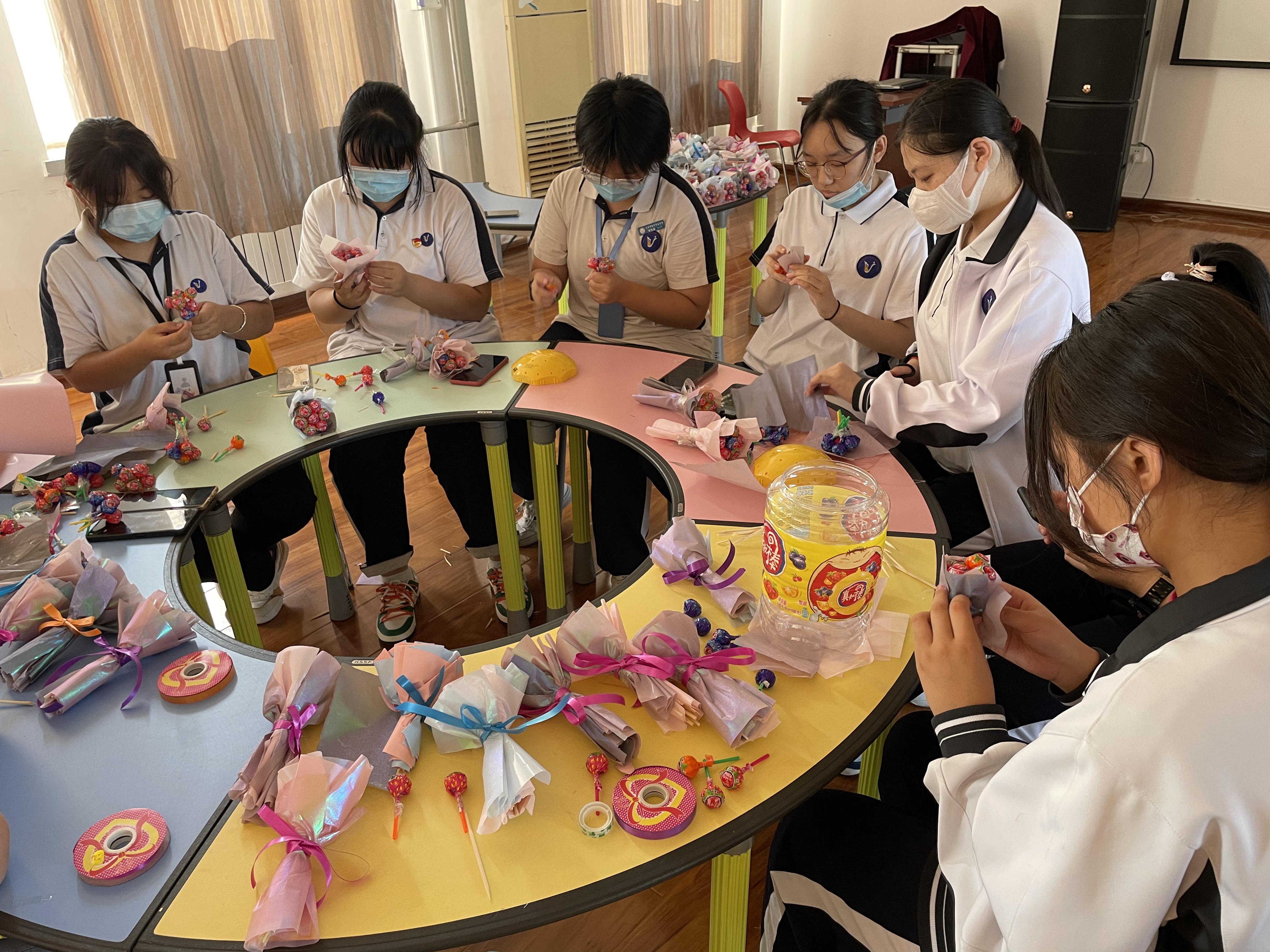 致敬教师 铸魂育人 ——经贸学校热烈庆祝第37个教师节(图3)