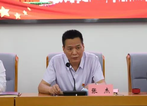 学校党委组织召开“初心如磐铸忠诚 使命在肩勇担当”庆七一表彰大会(图6)