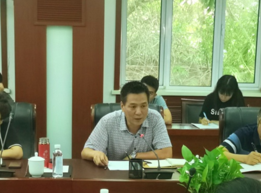 学校召开新学期安全工作会议(图2)