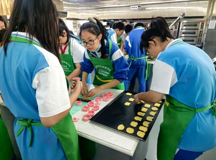 学校2025年“职业教育活动周”暨“天津技能周”系列活动（三）(图1)
